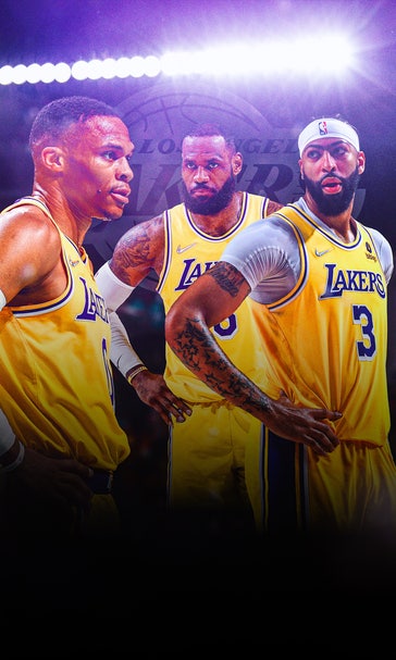 Lakers stay quiet at trade deadline after tough Portland loss